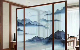 圖片名稱：夾絲玻璃
點(diǎn)擊次數(shù)：2573次